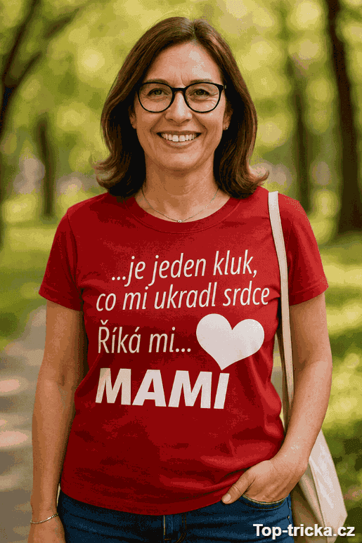 Vtipné tričko říká mi mami