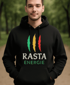 Alt: Moderní pánská mikina s logem "RASTA ENERGIE" v parku.