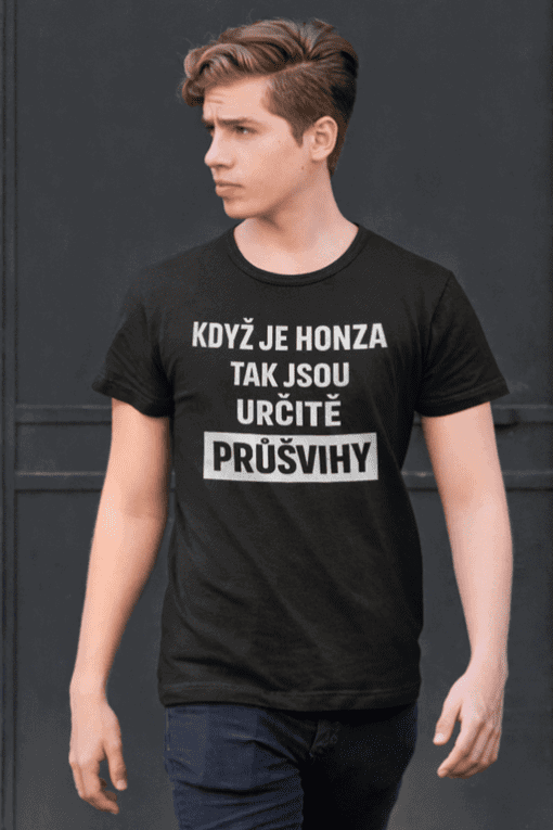 Moderní pánské tričko s nápisem pro muže.
