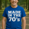 Pánské modré tričko s nápisem "Made in the 70's", pohodlné a stylové pro milovníky retro módy.