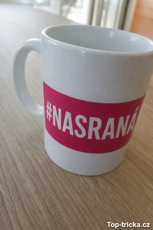 Vtipný hrnek nasraná